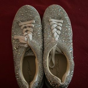 They are size 11 very comfy shoes with bling